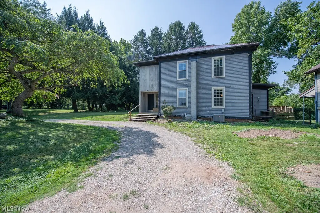 1685 N Orchard Ne Road, Bolivar, OH 44612 - #1