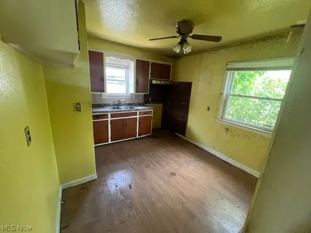 4419 E 156th Street, Cleveland, OH 44128 - #3