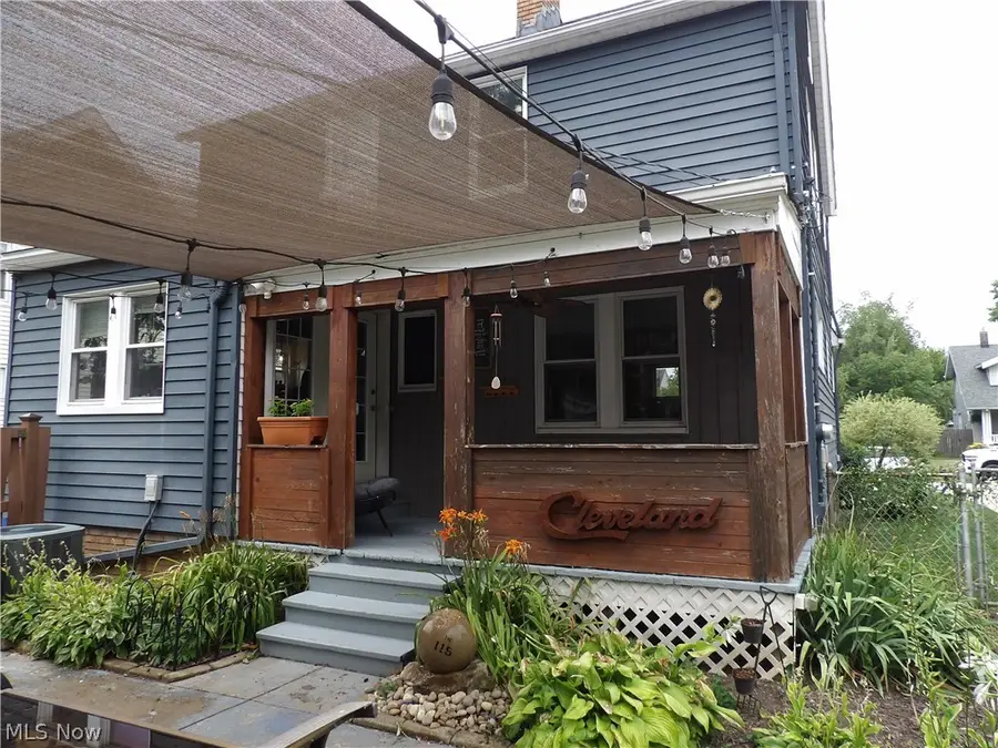 16903 Woodbury Avenue, Cleveland, OH 44135 - #3