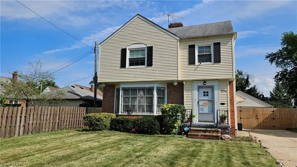 27140 Parkwood Drive, Euclid, OH 44132 - #1