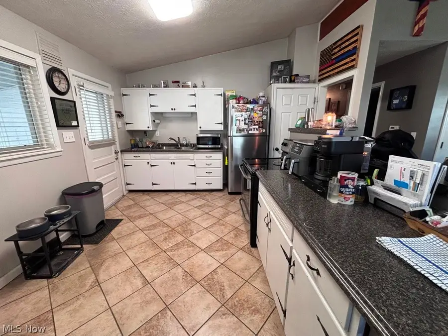 813 Second Avenue, New Cumberland, WV 26047 - #3