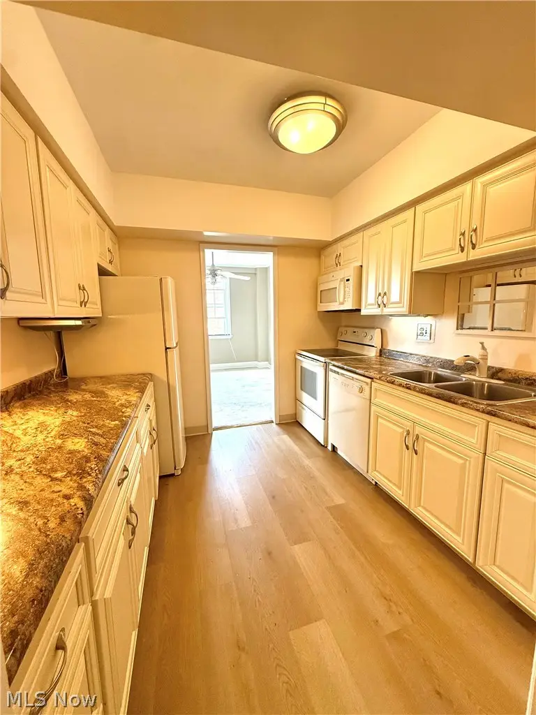 19015 Van Aken Boulevard #516, Shaker Heights, OH 44122 - #2