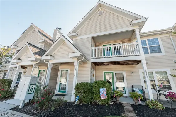22558 Lenox Drive #424, Fairview Park, OH 44126