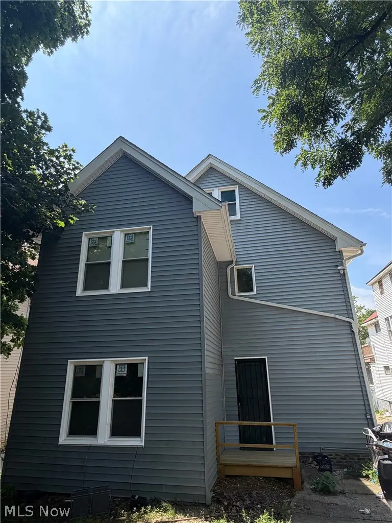 981 Thornhill Drive, Cleveland, OH 44108 - #3