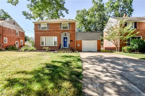 5284 Haverford Drive, Lyndhurst, OH 44124