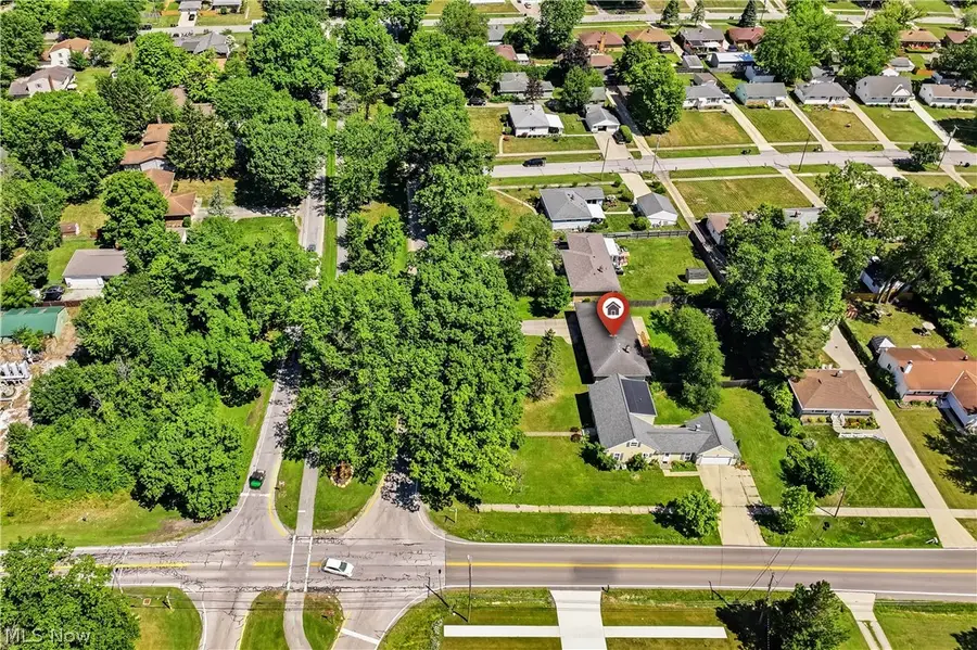8985 Big Creek Parkway, Strongsville, OH 44149 - #3