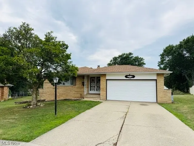 7586 S Tamarack Drive, Parma, OH 44134 - #1
