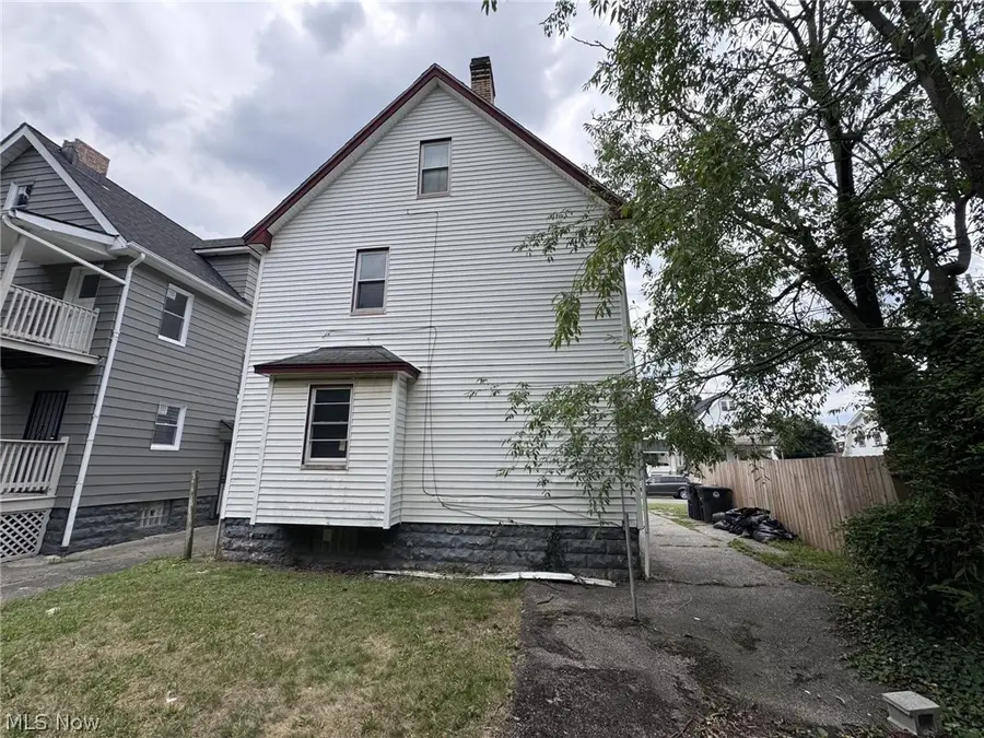 11205 Continental Avenue, Cleveland, OH 44104 - #3