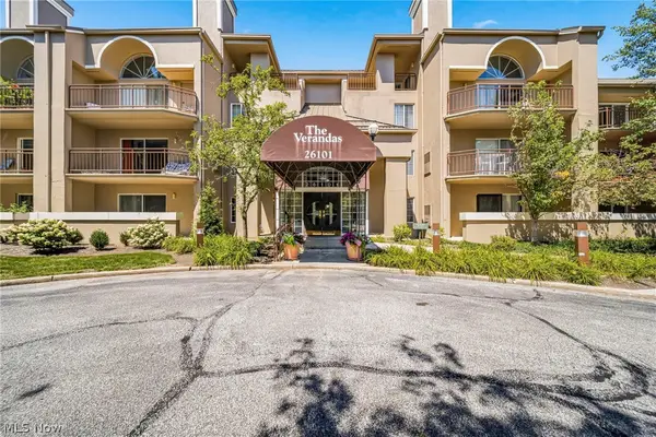 26101 Village Lane #202, Beachwood, OH 44122