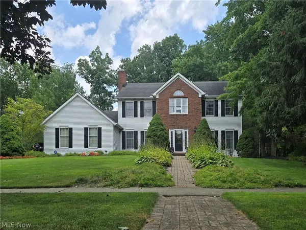 2867 Mapleview Lane, Avon, OH 44011