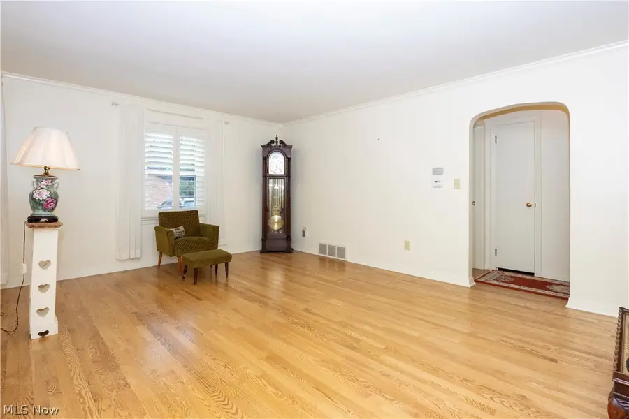 127 S Pleasant Street, Loudonville, OH 44842 - #2
