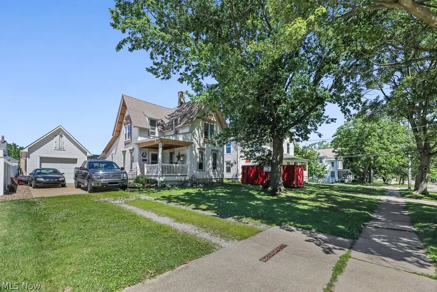 237 N Broadway, Medina, OH 44256 - #2