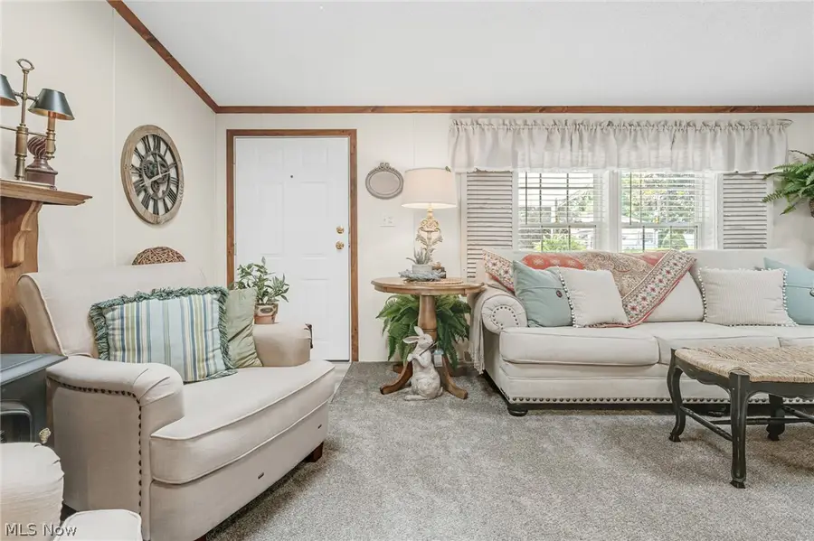 61 Periwinkle Drive, Olmsted, OH 44138 - #3