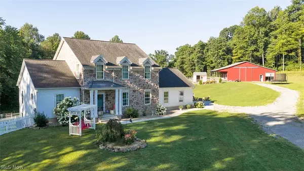 25601 Ridge Road, East Rochester, OH 44625