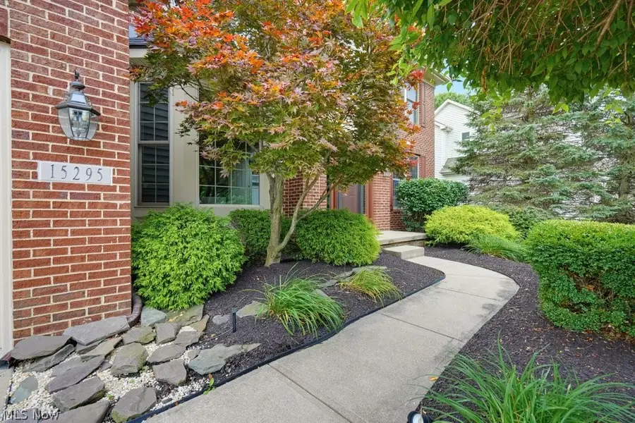15295 Old Oak Drive, Strongsville, OH 44149 - #3