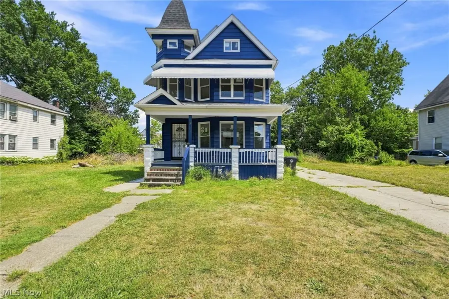 675 E 115, Cleveland, OH 44108 - #2