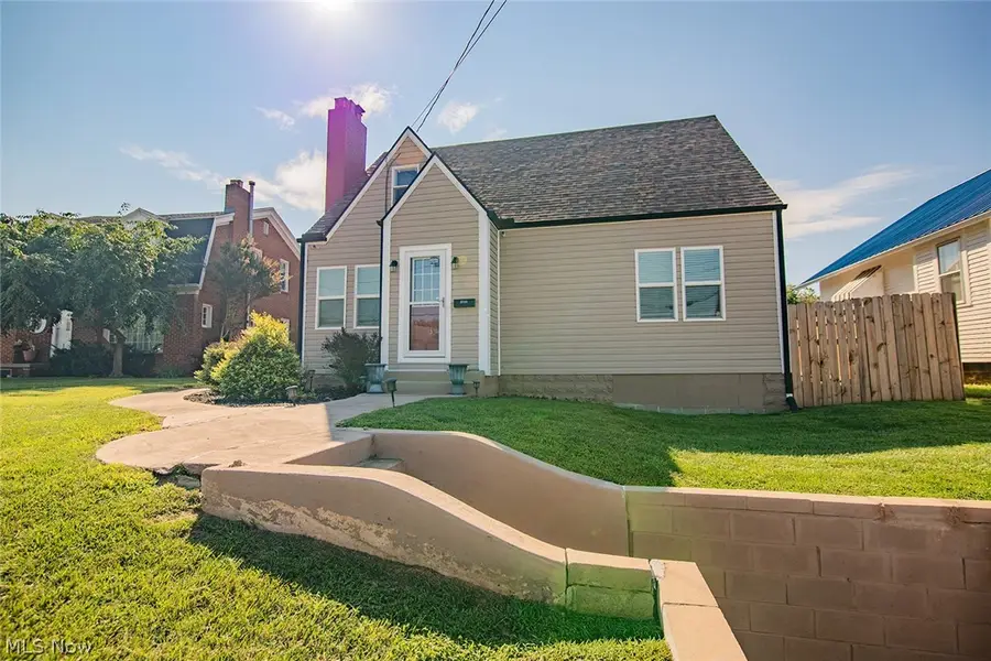 2710 Emerson Avenue, Parkersburg, WV 26104 - #3