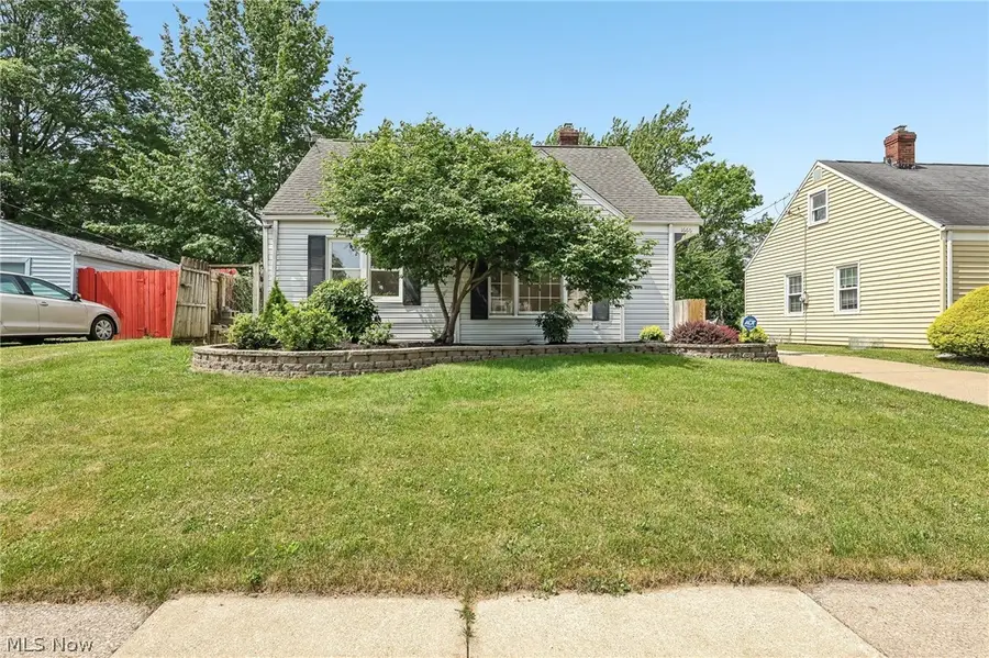 1666 Thornapple Avenue, Akron, OH 44301 - #2