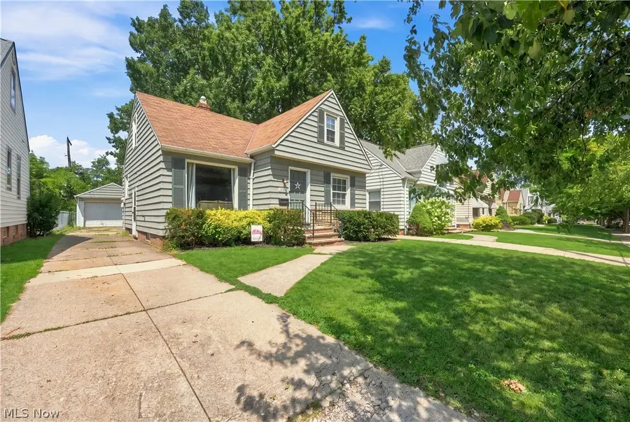 13209 Rockside Road, Garfield Heights, OH 44125 - #3