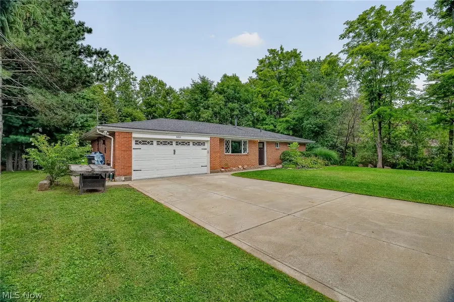 9265 Brookdale Lane, Macedonia, OH 44056 - #2