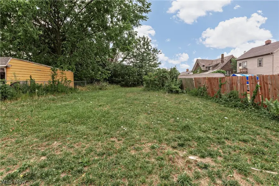 14816 Lotus Drive, Cleveland, OH 44128 - #3