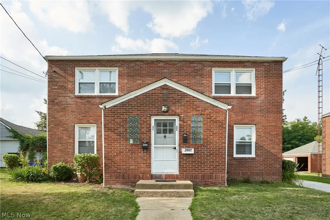 2007 31st Nw Street, Canton, OH 44709 - #1