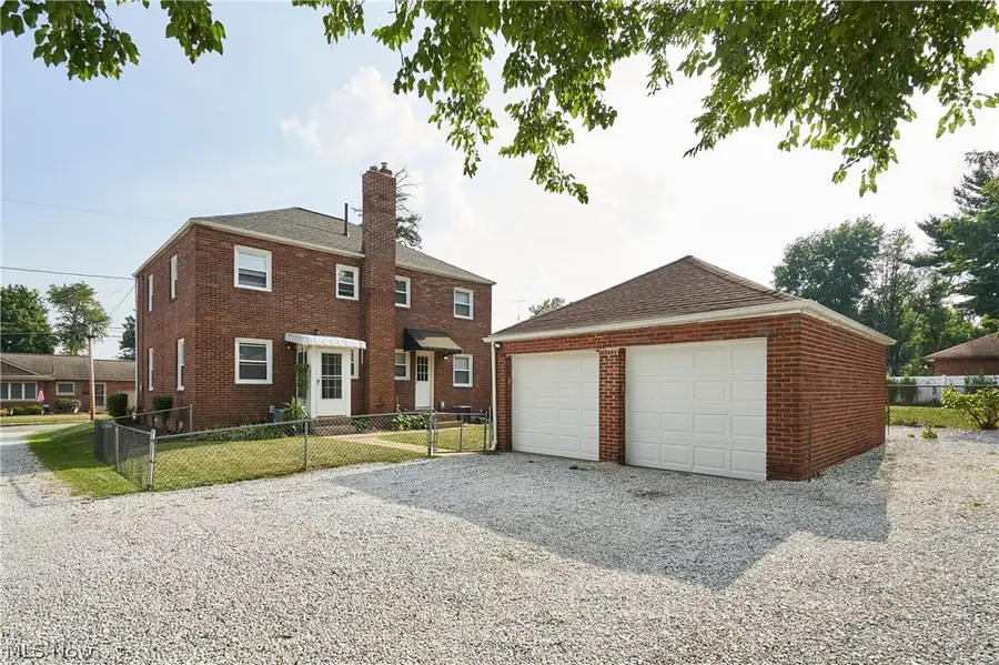 2007 31st Nw Street, Canton, OH 44709 - #2