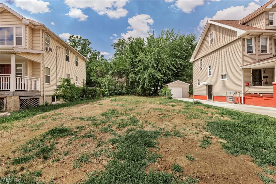 548 E 118th Street, Cleveland, OH 44108 - #1