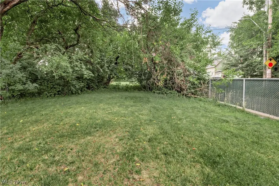 7902 Melrose Avenue, Cleveland, OH 44103 - #3