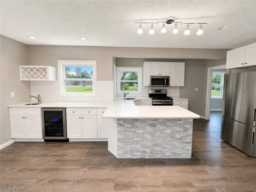 1275 Hillside Road, Seven Hills, OH 44131 - #3