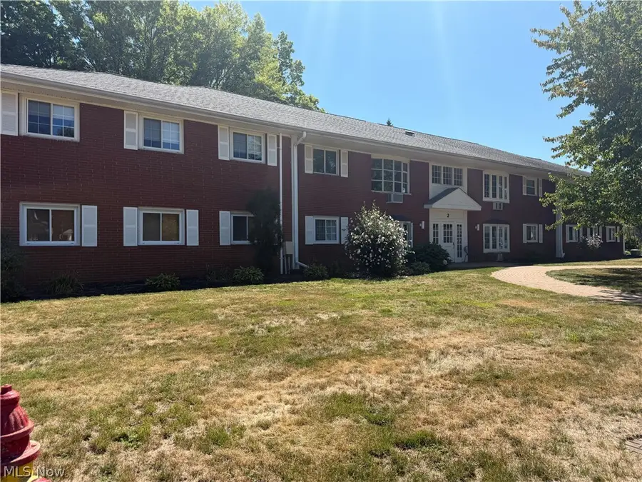 2 Meadowlawn Drive #8, Mentor, OH 44060 - #2
