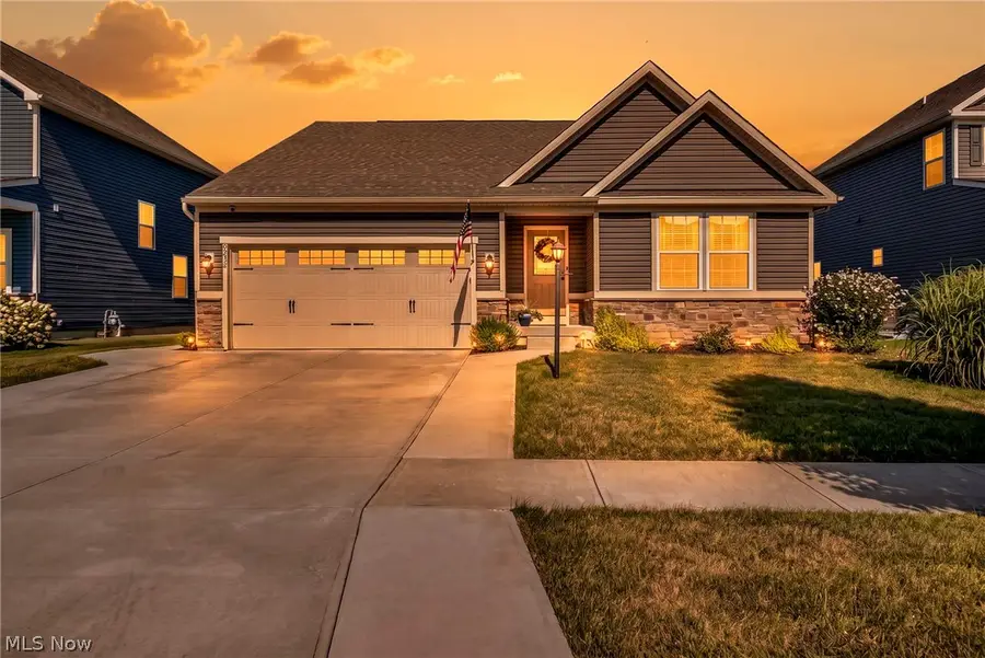 9239 Nash Lane, North Ridgeville, OH 44039 - #2