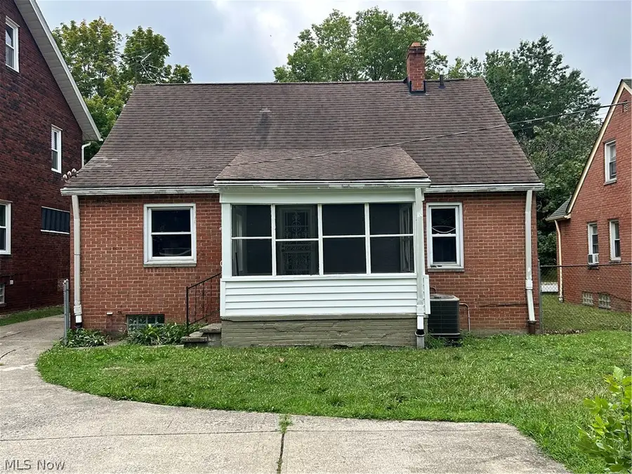 13099 Cedar Road, Cleveland Heights, OH 44118 - #3