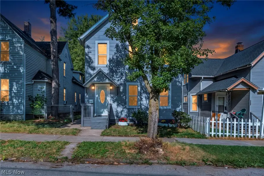3142 W 40th Street, Cleveland, OH 44109 - #2
