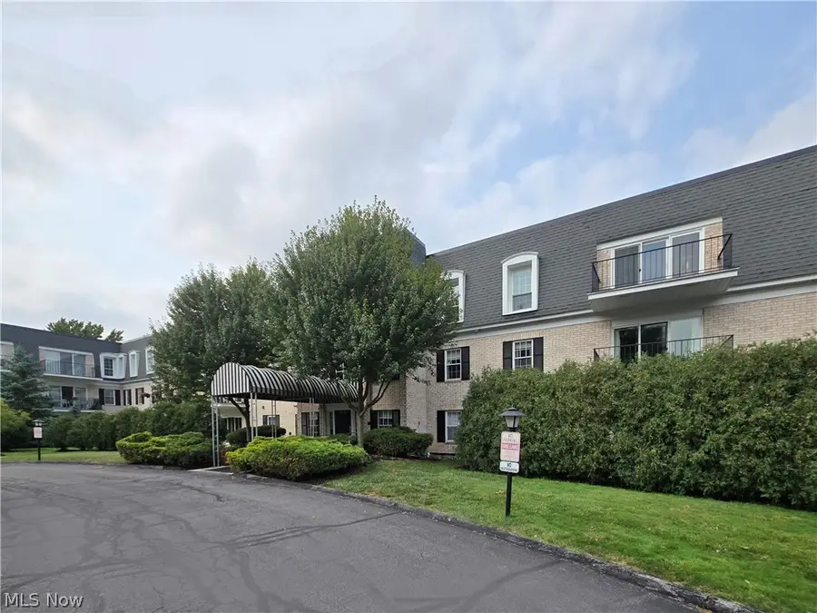 1851 King James Parkway #317, Westlake, OH 44145 - #2