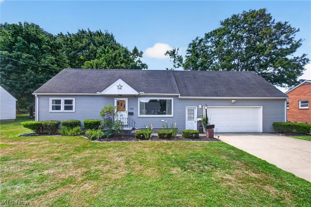3522 State Nw Street, North Canton, OH 44720 - #1