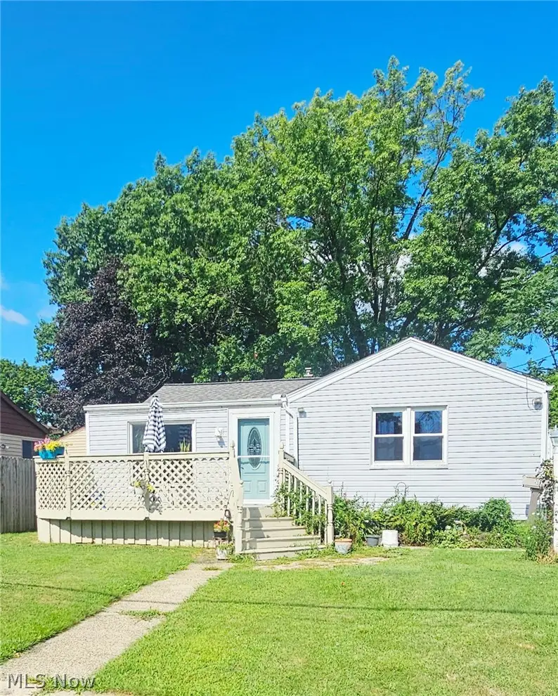 2626 Archwood Place, Cuyahoga Falls, OH 44221 - #1