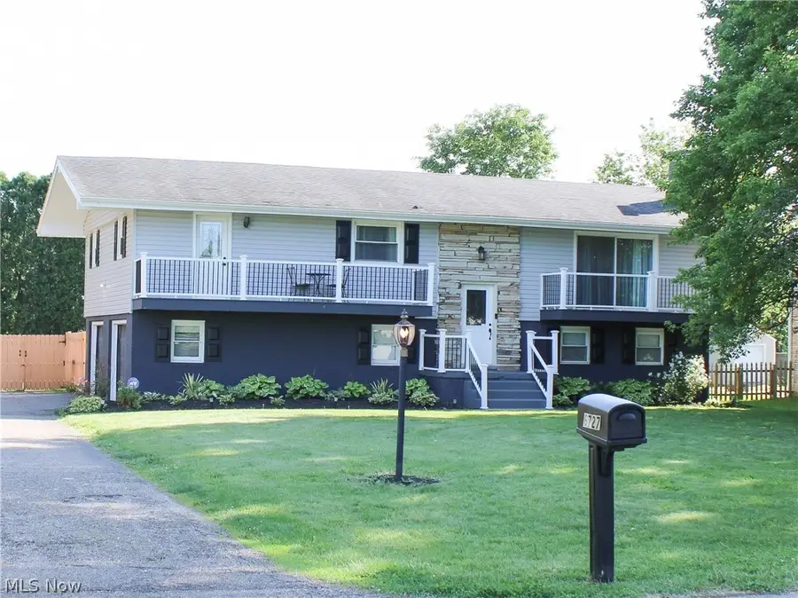 6727 Amsel Ne Avenue, Canton, OH 44721 - #2