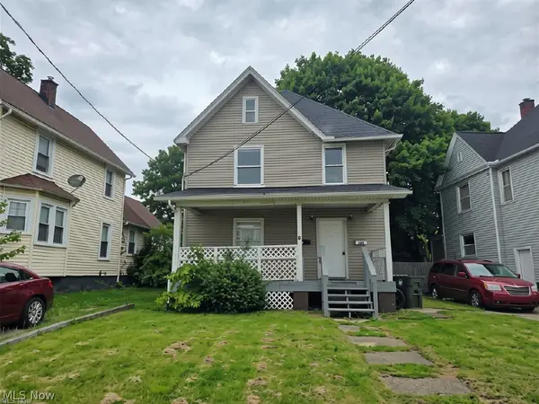 1412 Woodland Nw Avenue, Canton, OH 44703