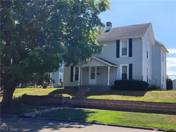 743 Pine Street, Coshocton, OH 43812