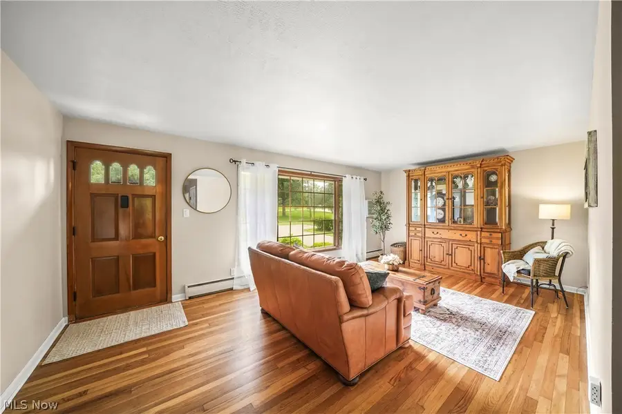 8860 Crackel Road, Chagrin Falls, OH 44023 - #3