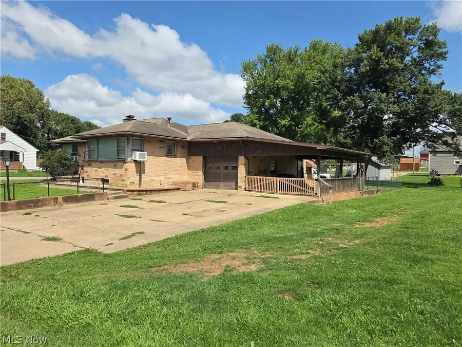 495 Maple Street, Duncan Falls, OH 43734 - #2