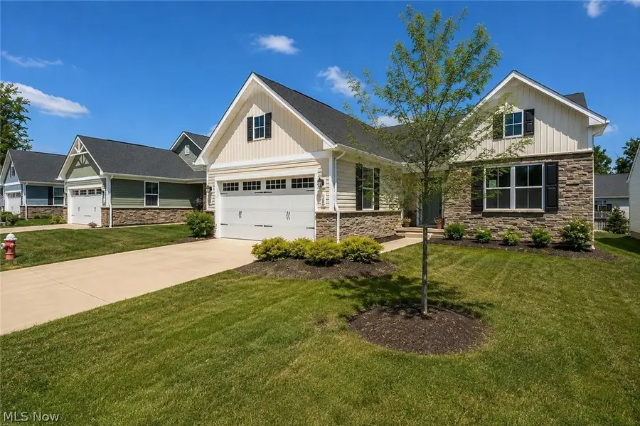 129 Eagle Circle, Amherst, OH 44001 - #2