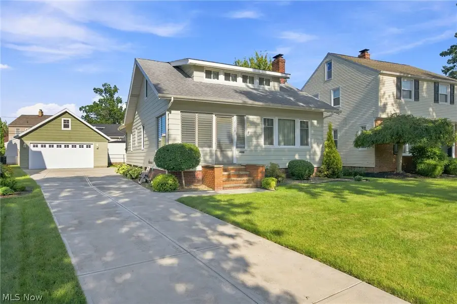 16208 Claire Avenue, Cleveland, OH 44111 - #2