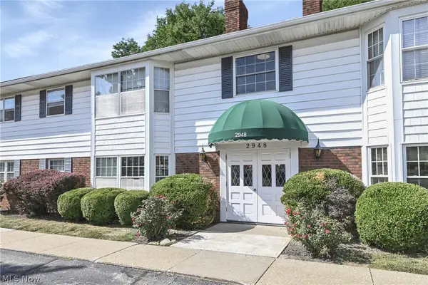 2948 Pease Drive #A204, Rocky River, OH 44116
