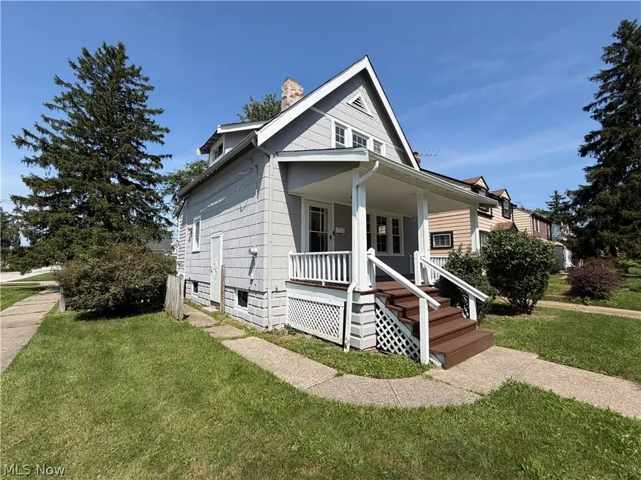 5546 Dalewood Avenue, Maple Heights, OH 44137 - #2