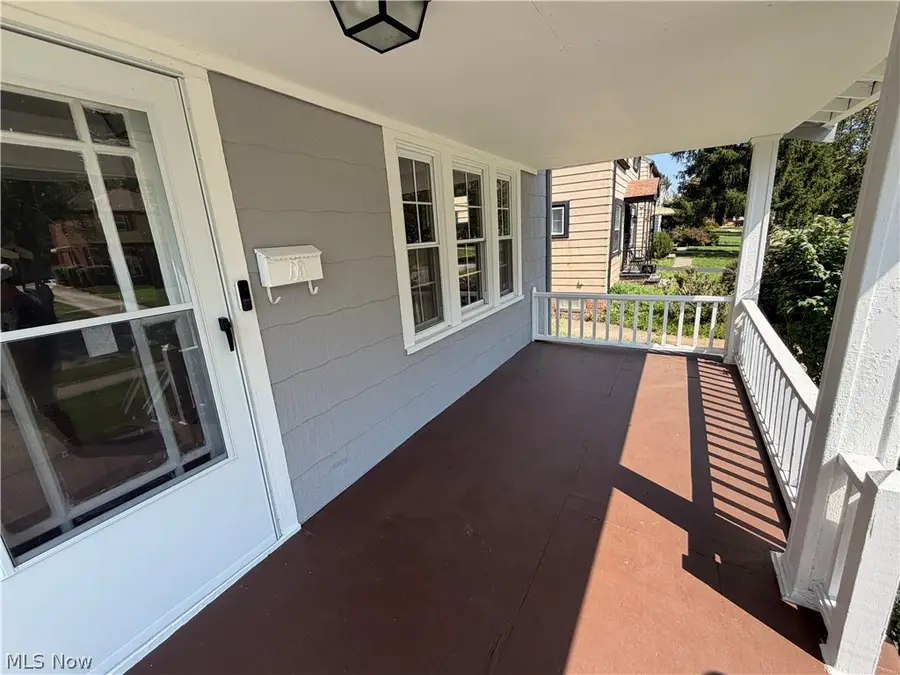 5546 Dalewood Avenue, Maple Heights, OH 44137 - #3