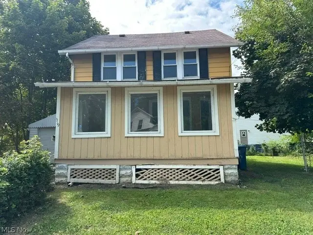 319 W 18th Street, Lorain, OH 44052 - #1