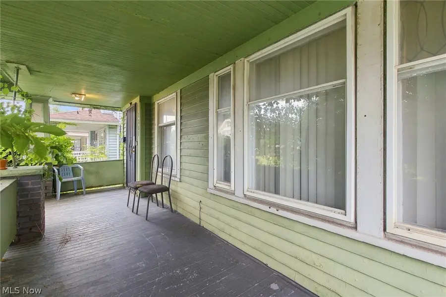 1261 E 135th Street, East Cleveland, OH 44112 - #3