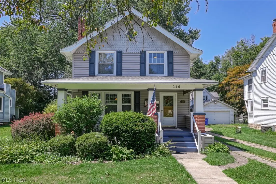 246 Lawrence Street, Ravenna, OH 44266 - #1